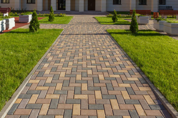 Best Permeable Paver Driveway  in Owensville, MO